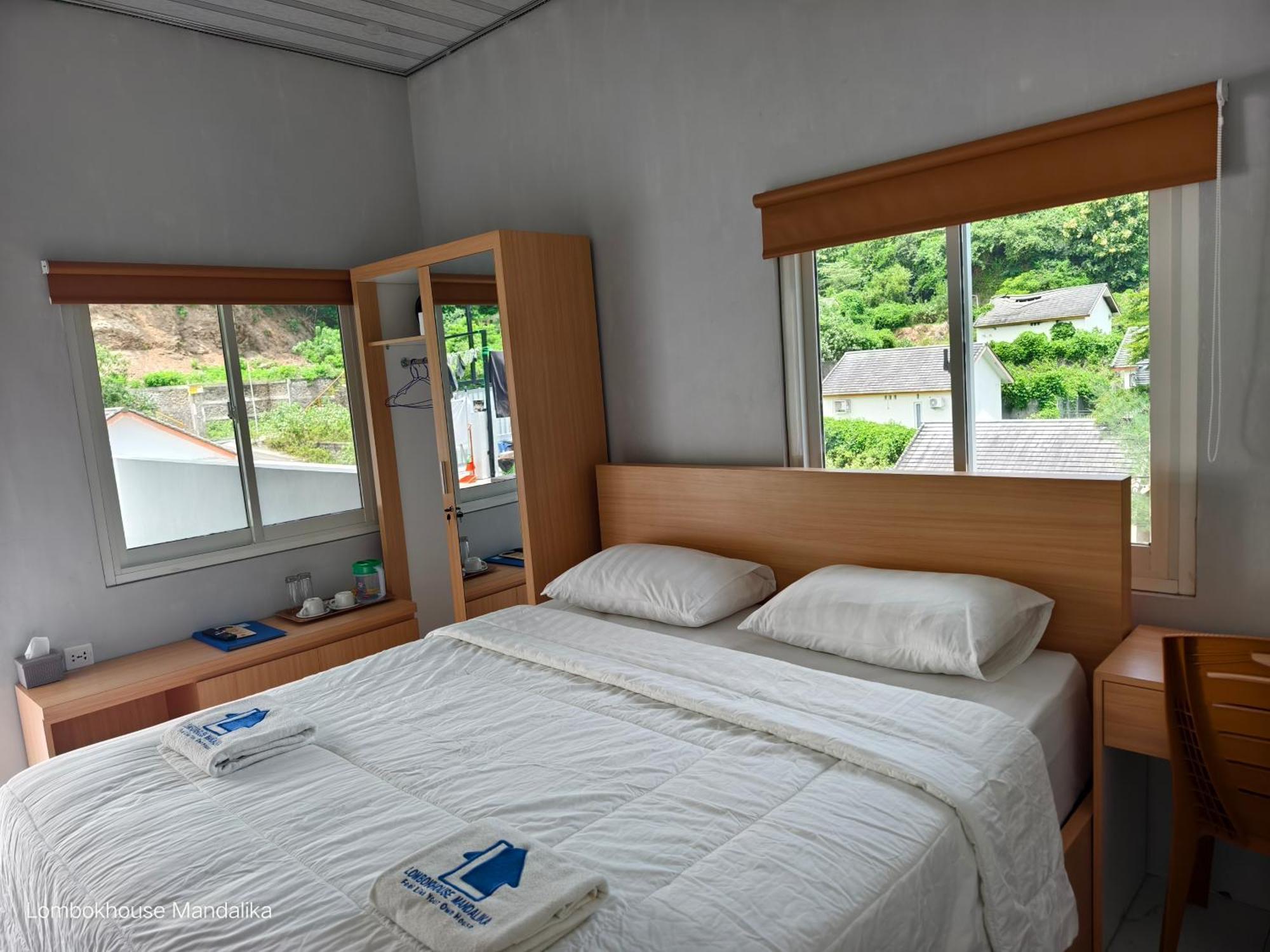 Готель Lombokhouse Mandalika Kuta  Екстер'єр фото
